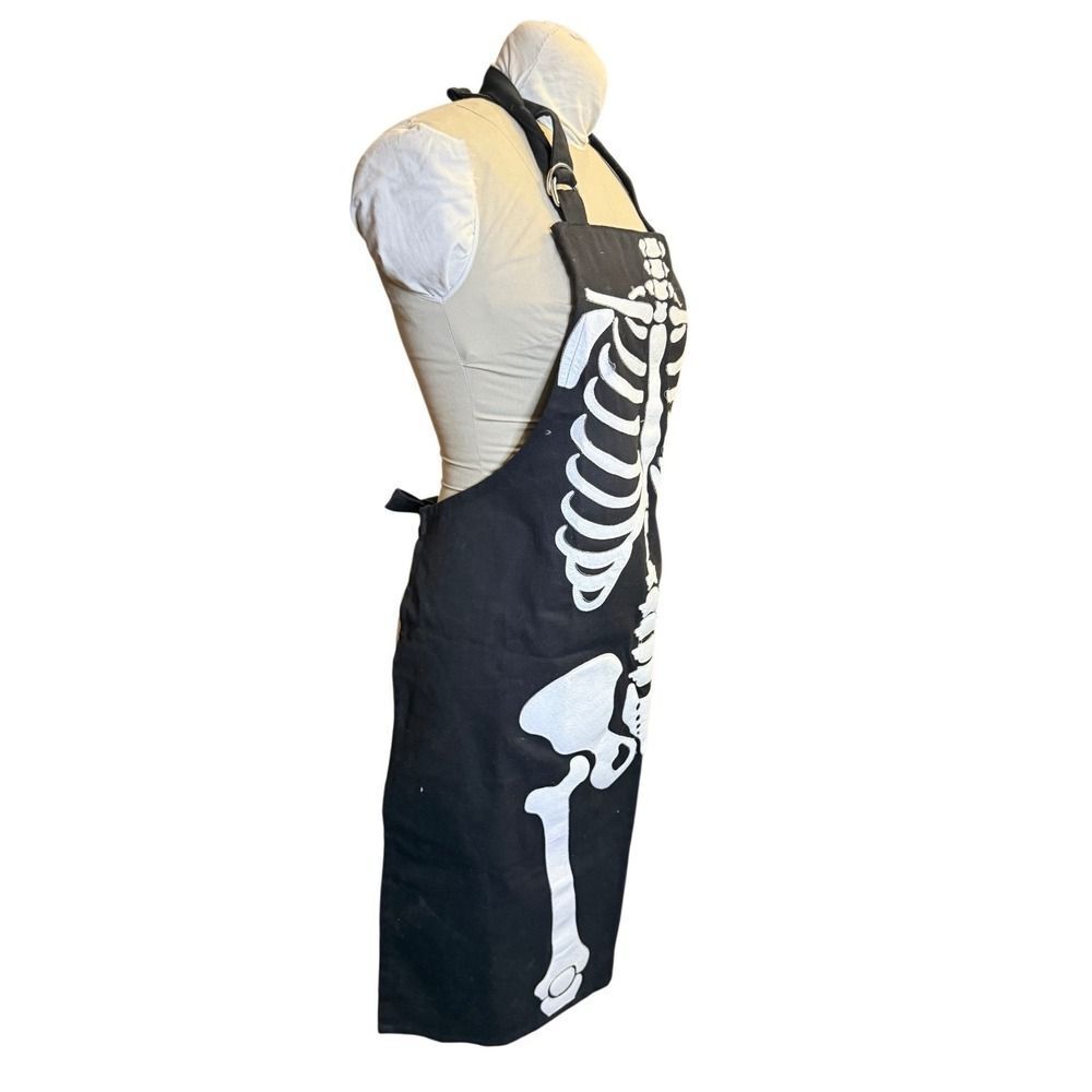 Williams Sonoma Skeleton Halloween Apron Black White Cotton Adjustable Adult - Picture 4 of 6